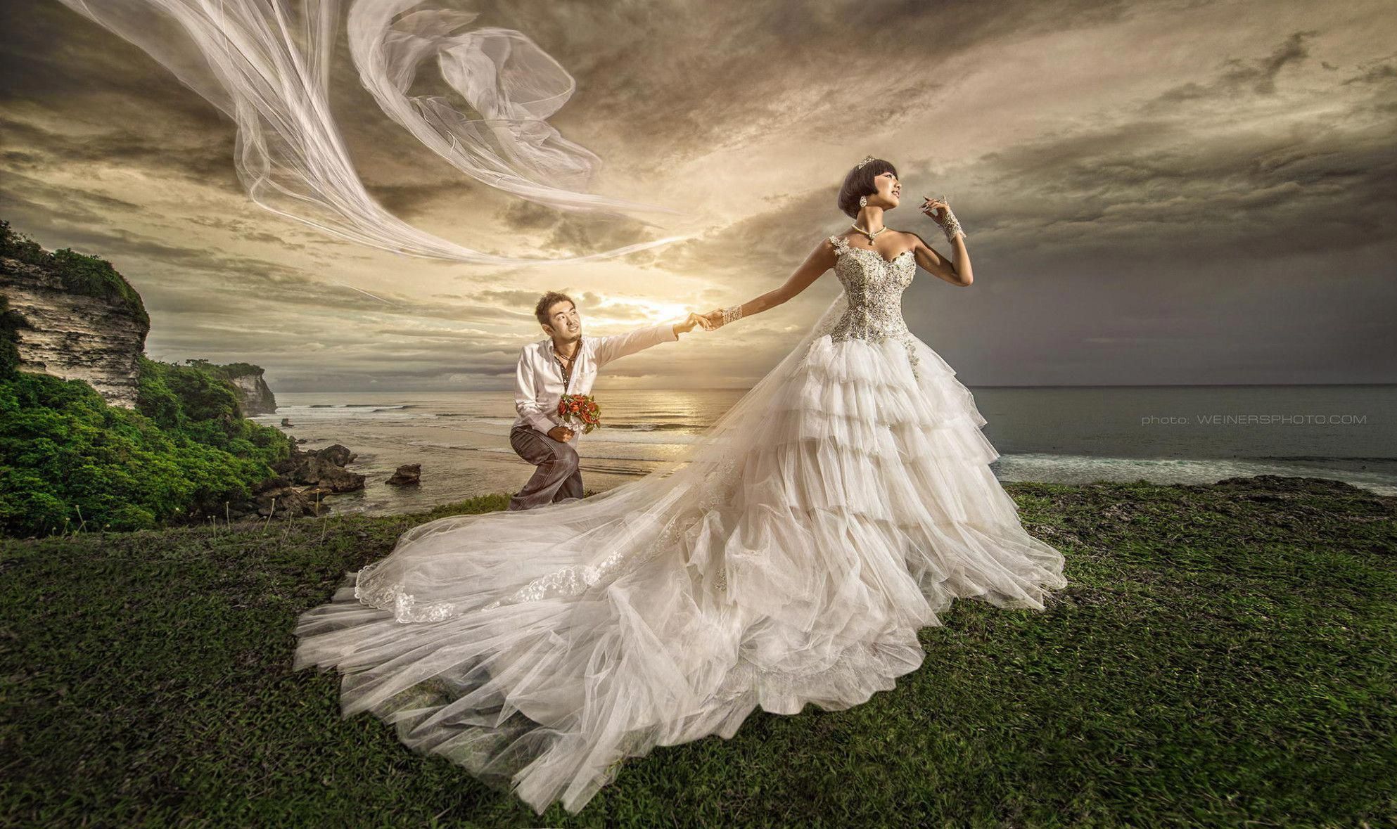 Why Look for a Creative Wedding Photographer