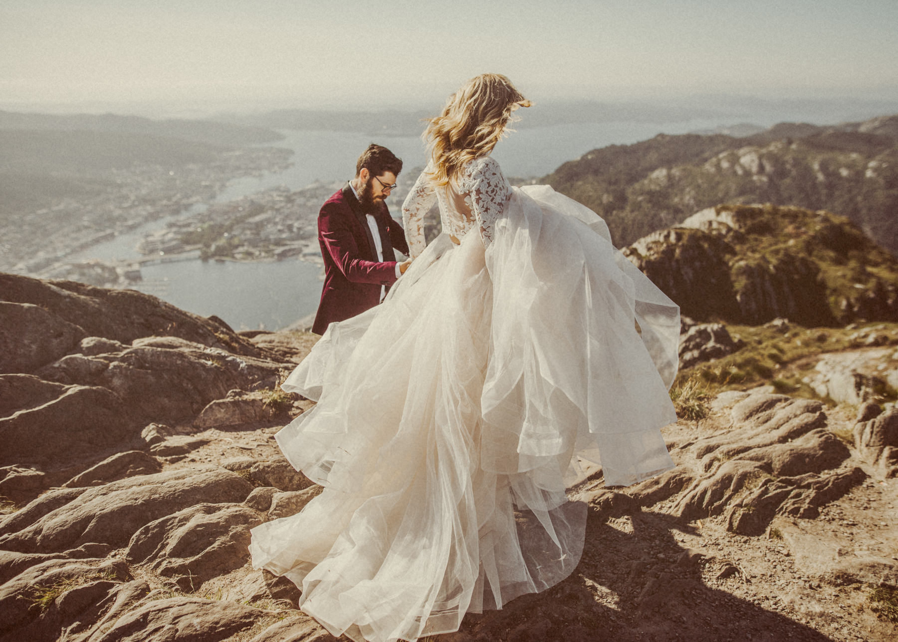 How Wedding Photographer Could Get You On OMG! Insider