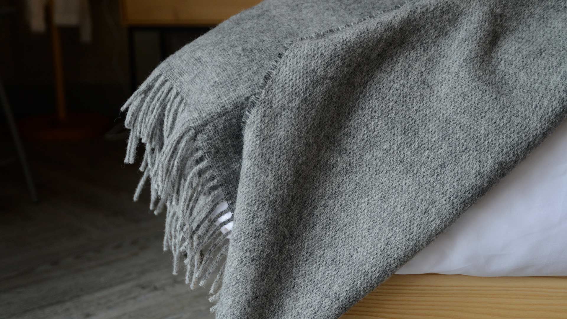 Pure Wool Blankets for a Comfy Winter