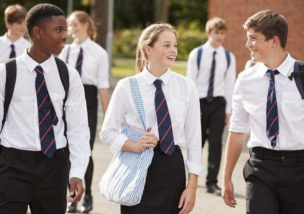 What Are The Benefits Of Buying Good Quality School Clothes?