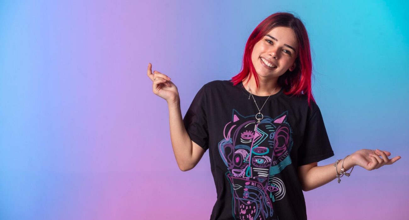 The Process of Creating Custom Printed T-Shirts: From Concept to Completion